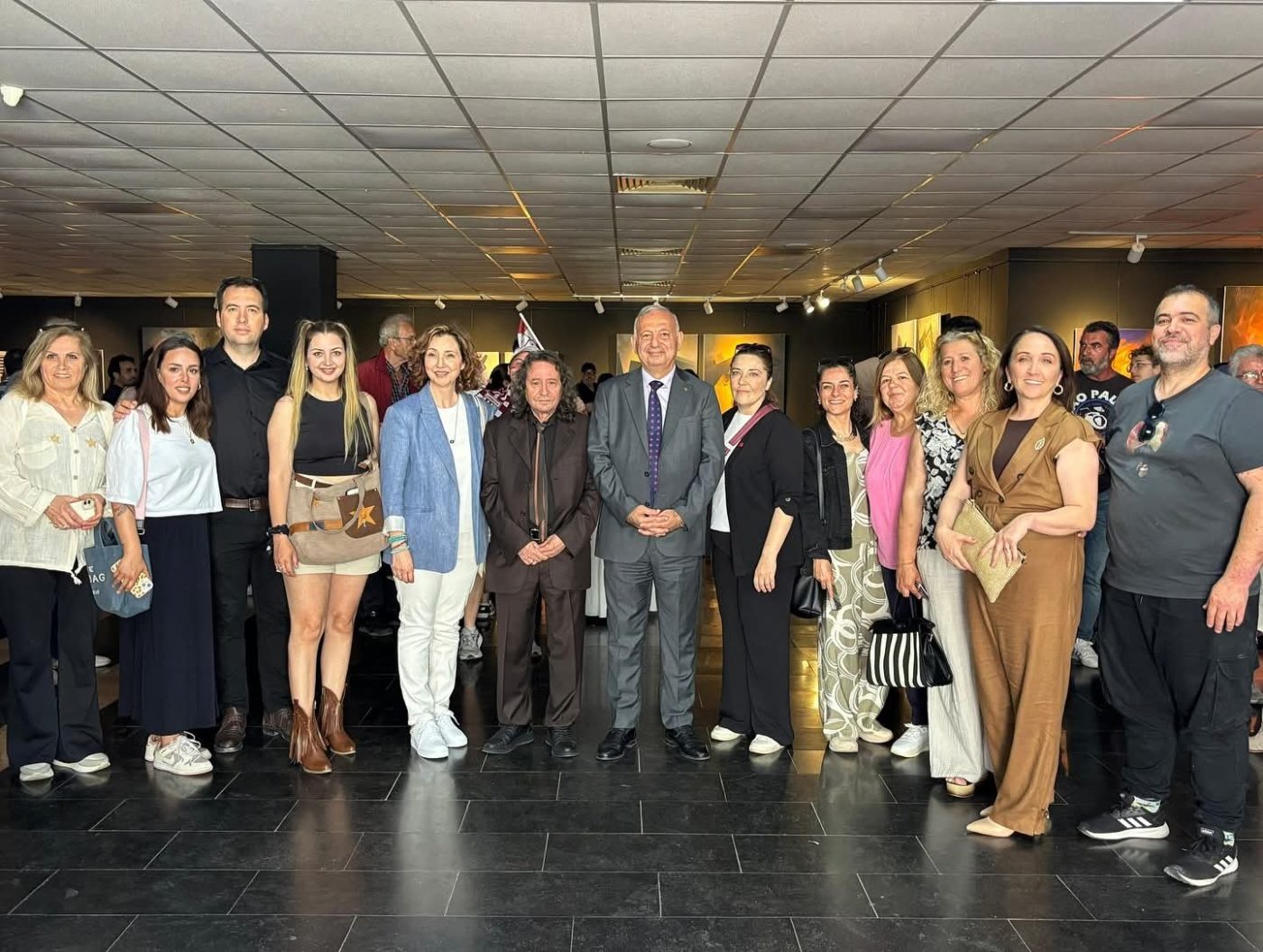 Balıkesir’in Bandırma ilçesinde bu yıl 34’üncüsü düzenlenen Uluslararası Bandırma Kuşcenneti