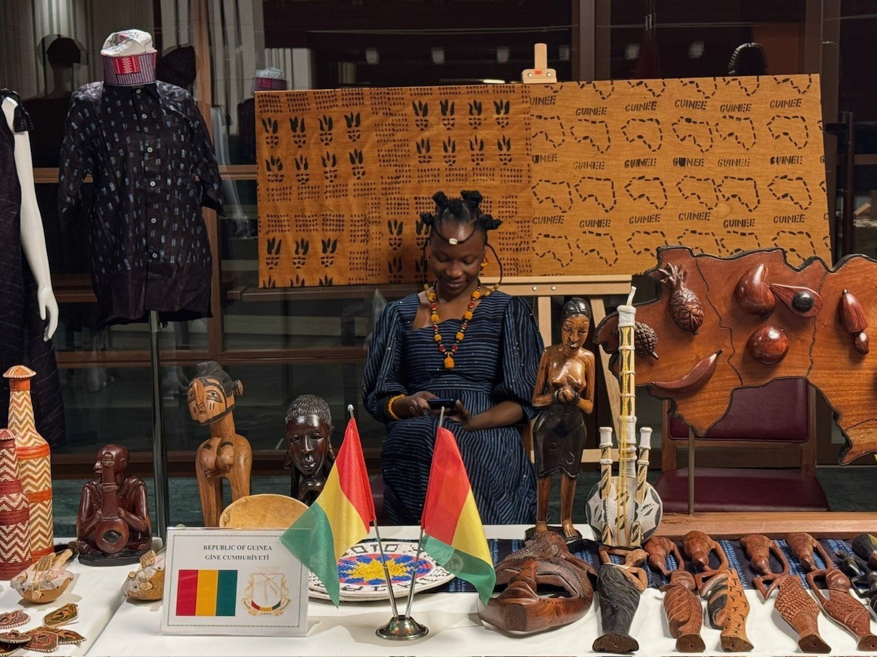 Cumhurbaşkanlığı Millet Kütüphanesi’nde, Afrika Ülkeleri Misyon Şefleri Eşleri Derneği’nin (ASHOM)