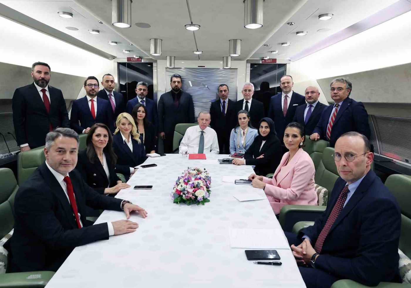 Cumhurbaşkanı Recep Tayyip Erdoğan, cumhurbaşkanlığı seçimlerinde yeniden aday olup olmayacağına