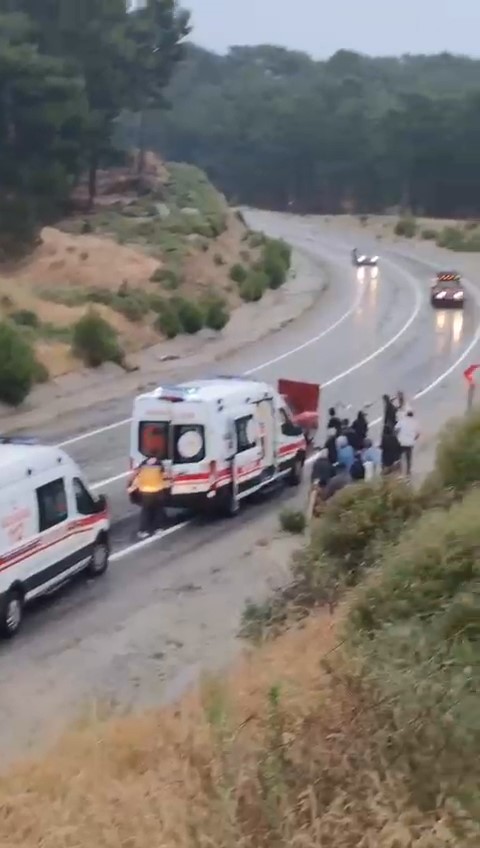 Balıkesir’in Edremit ilçesinde meydana gelen trafik kazasının ardından, aynı bölgede