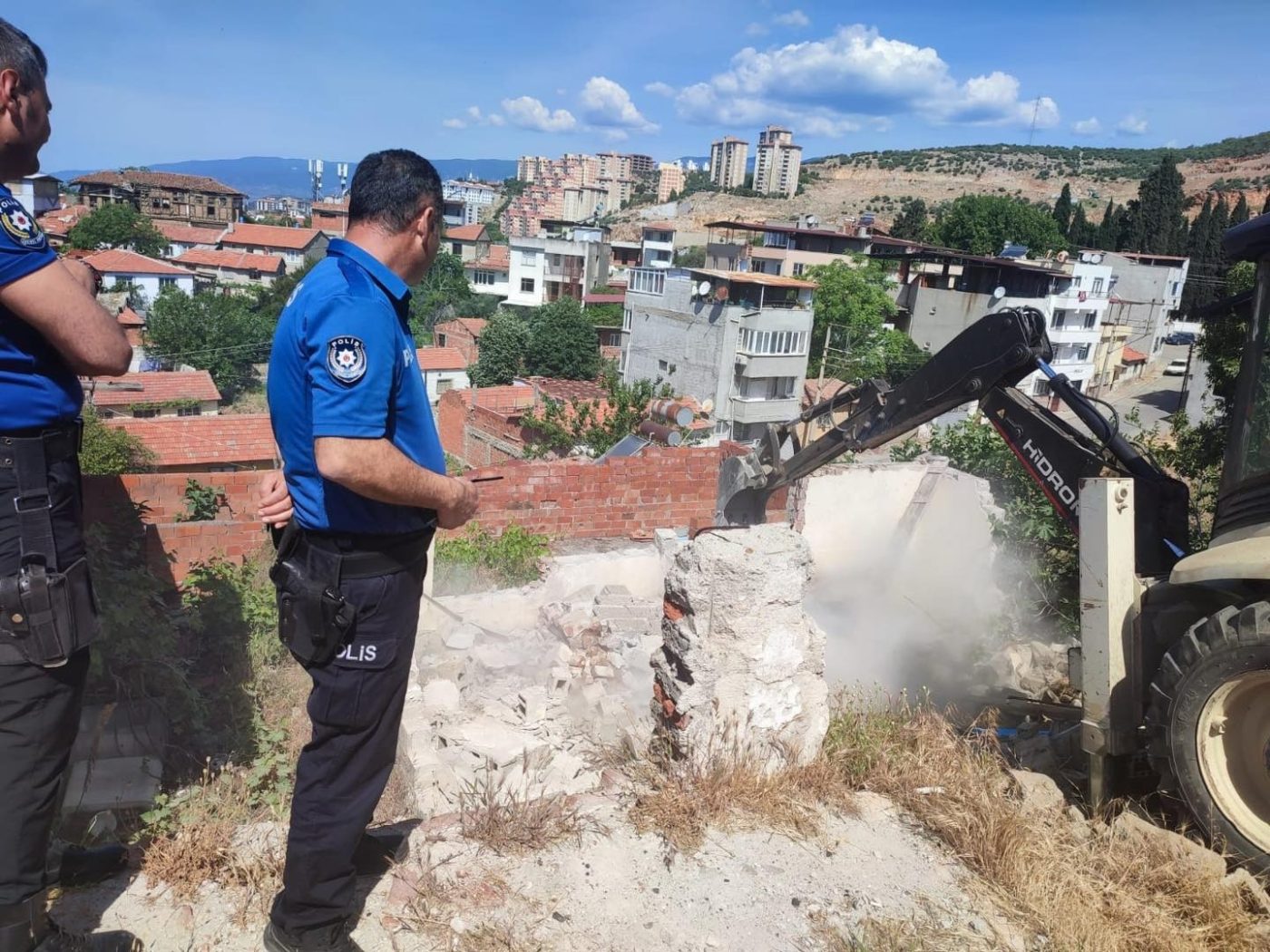 Balıkesir’in Edremit ilçesinde kötü amaçlı kullanımların ve güvenlik risklerinin önüne