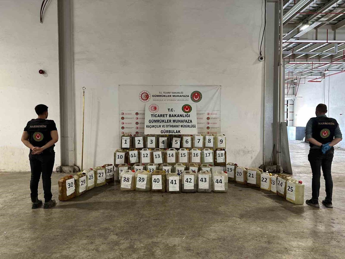 Ticaret Bakanlığı Gümrükler Muhafaza Ekipleri, 4 gün içinde 4 farklı