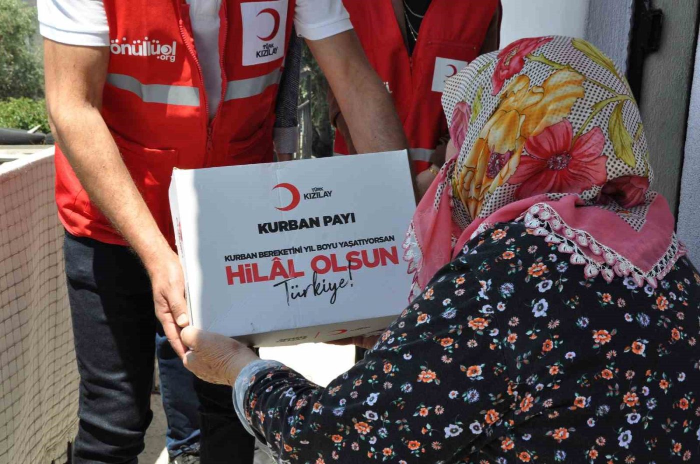 Türk Kızılay’ın gelenekselleşen vekaletle kurban kesim kampanyasına Cumhurbaşkanı Recep Tayyip