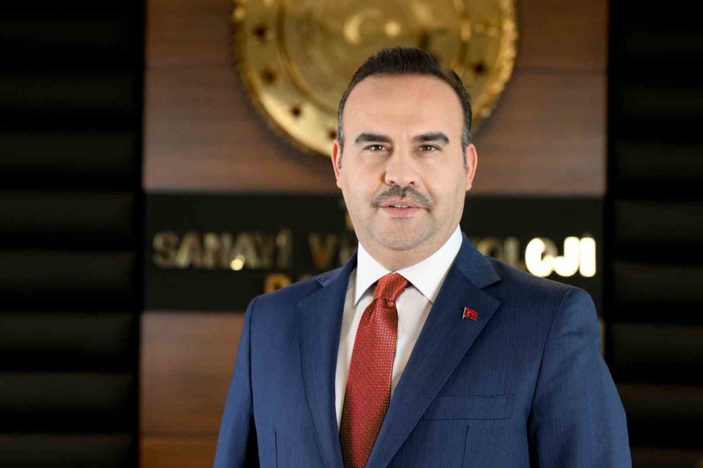Sanayi ve Teknoloji Bakanı Mehmet Fatih Kacır, “Sanayicimizi tüm imkanlarımızla