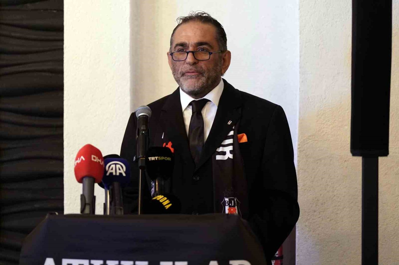 Beşiktaş Kulübü Başkan Adayı Gürkan Aksoy, yönetim kurulu listesini tanıttığı