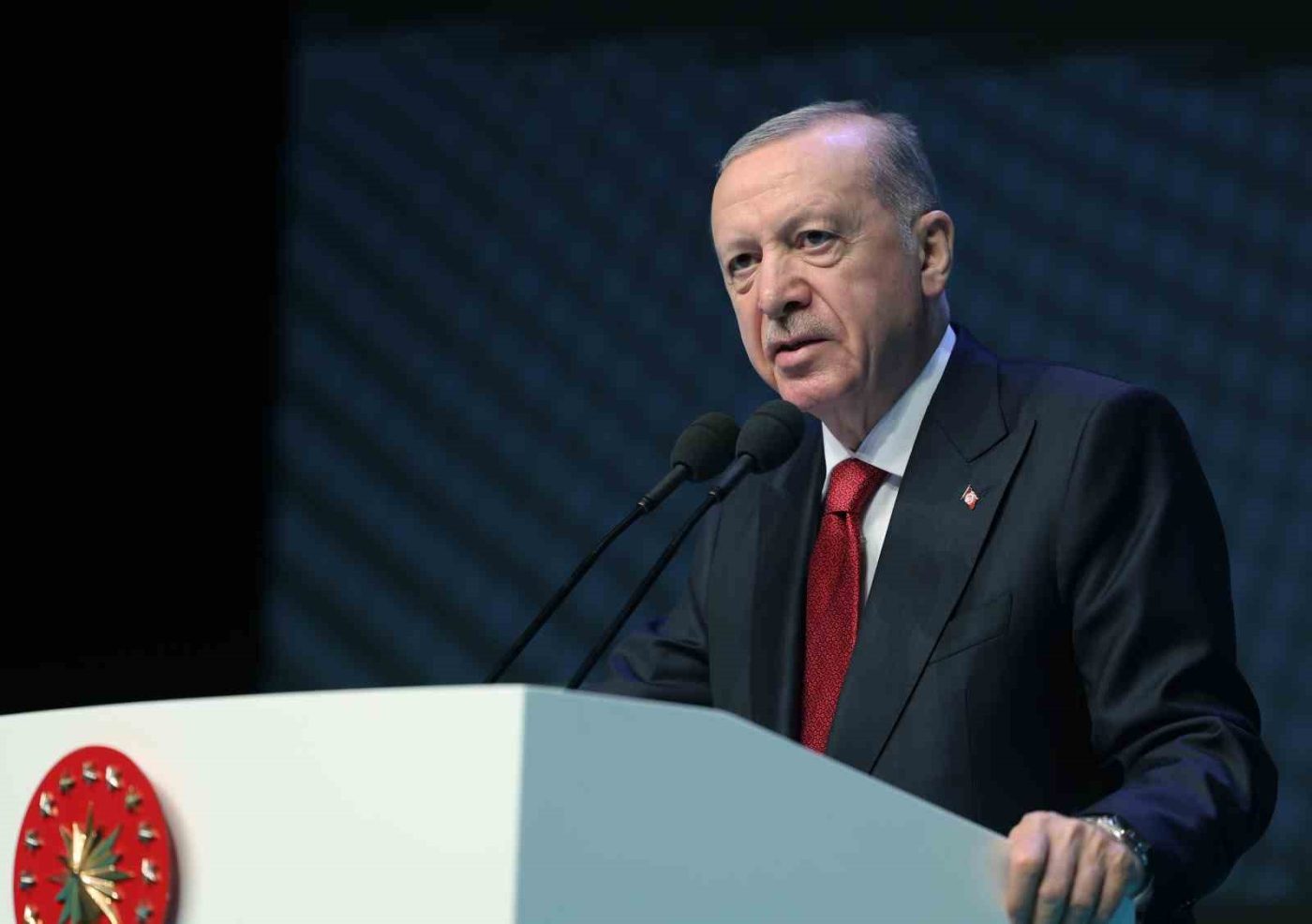 CHP Genel Başkanı Özgür Özel’i eleştiren Cumhurbaşkanı Recep Tayyip Erdoğan,