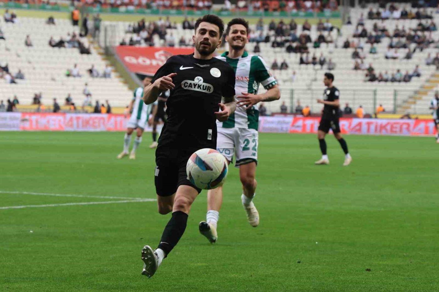 Trendyol Süper Lig’in 35. haftasında Konyaspor, sahasında Çaykur Rizespor’u 2-1