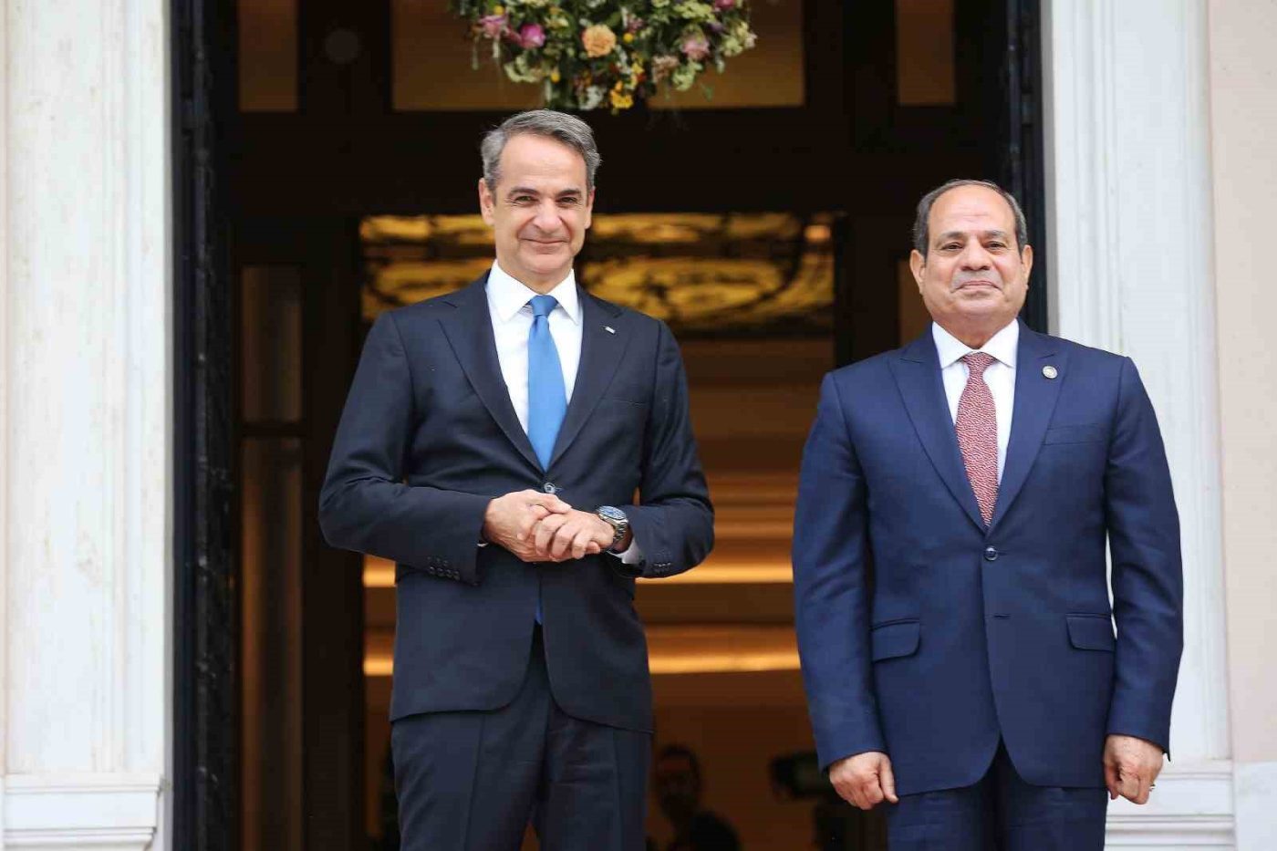 Mısır Cumhurbaşkanı Abdulfettah es-Sisi, resmi ziyaret kapsamında geldiği Yunanistan’da Başbakan