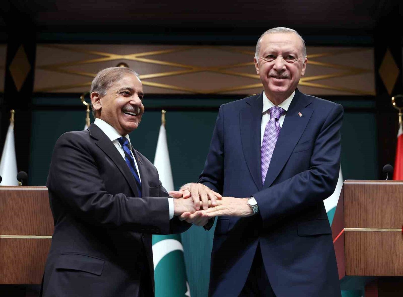 Pakistan Başbakanı Şahbaz Şerif, Cumhurbaşkanı Recep Tayyip Erdoğan’a kritik dönemde
