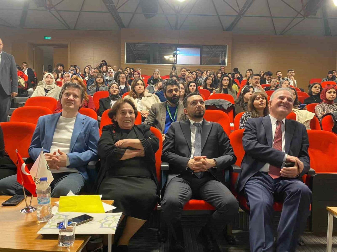 Kocaeli Sağlık ve Teknoloji Üniversitesi (KOSTÜ), CO-PHARM’25 Eczacılık Öğrenci Kongresi’ne