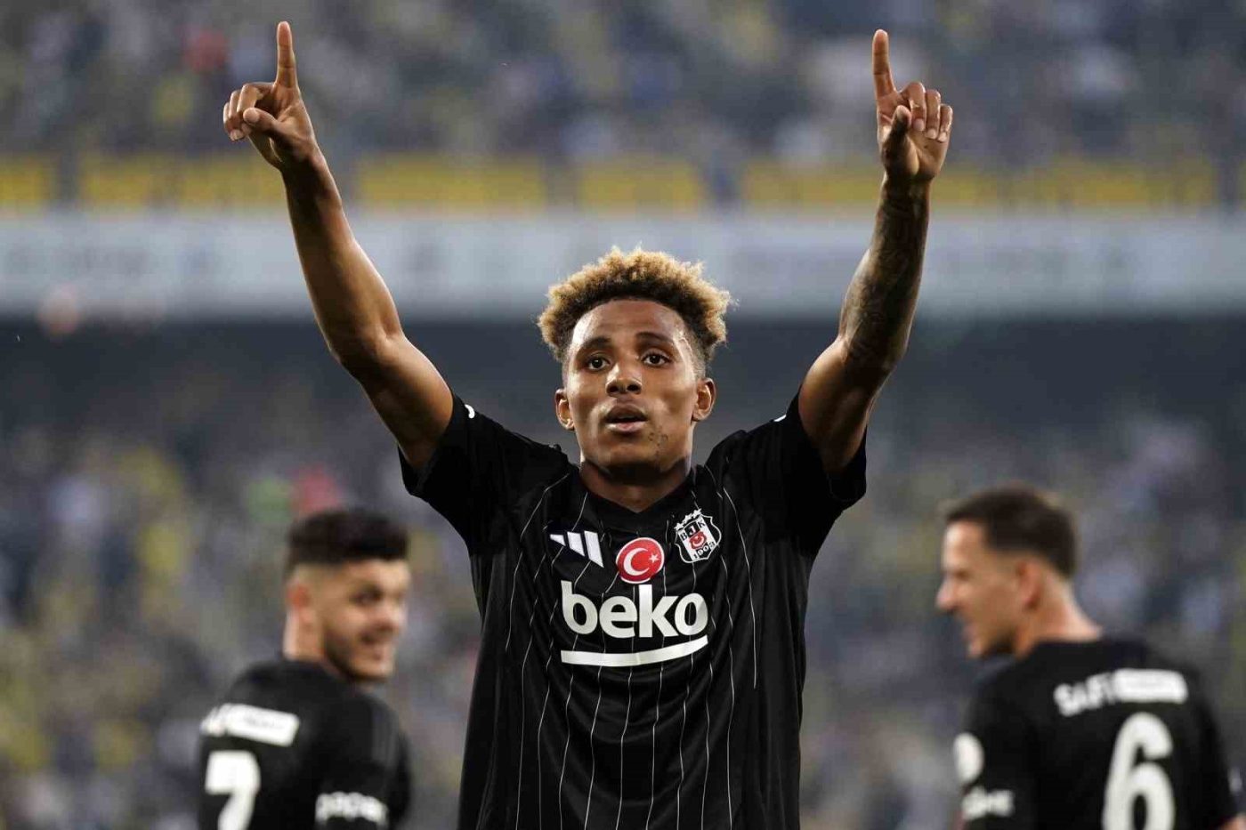 Beşiktaşlı futbolcu Gedson Fernandes, Fenerbahçe karşısında attığı golle Süper Lig’deki