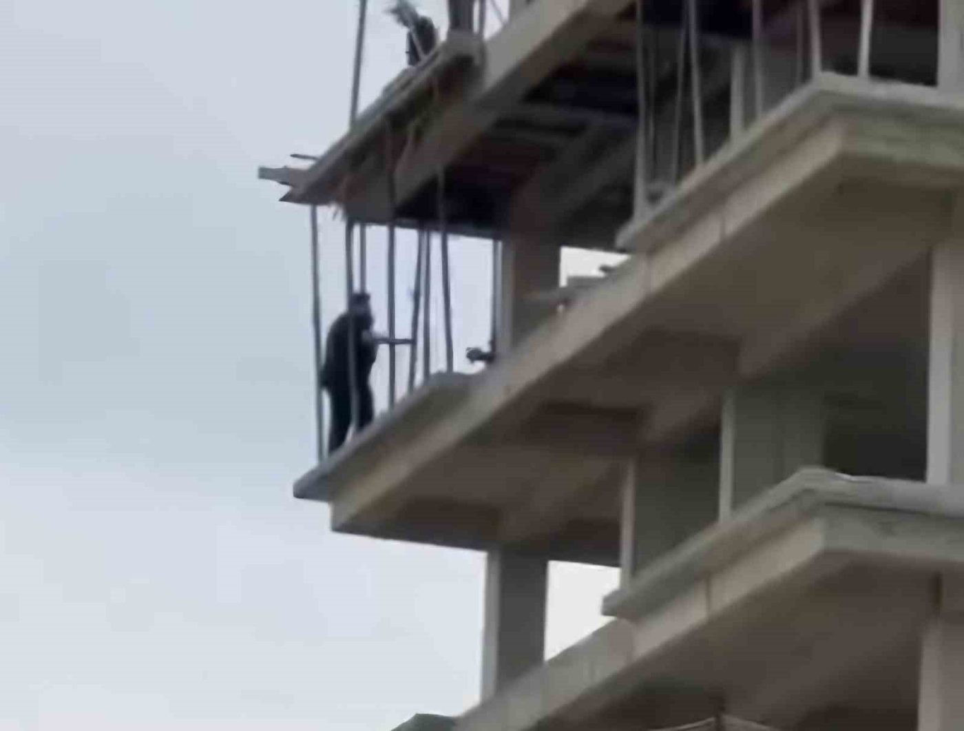 Siirt’te eşiyle boşanma aşamasında olan bir kişi, 2 yaşındaki kızı