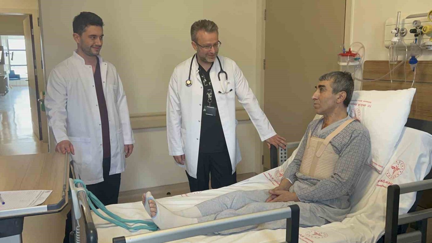 Eskişehir Şehir Hastanesine aort damarı yırtığı şikâyetiyle gelen ve adeta