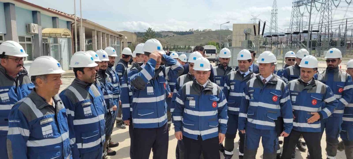 Enerji ve Tabii Kaynaklar Bakanı Alparslan Bayraktar, “Elektrik dağıtım hizmetlerimizi