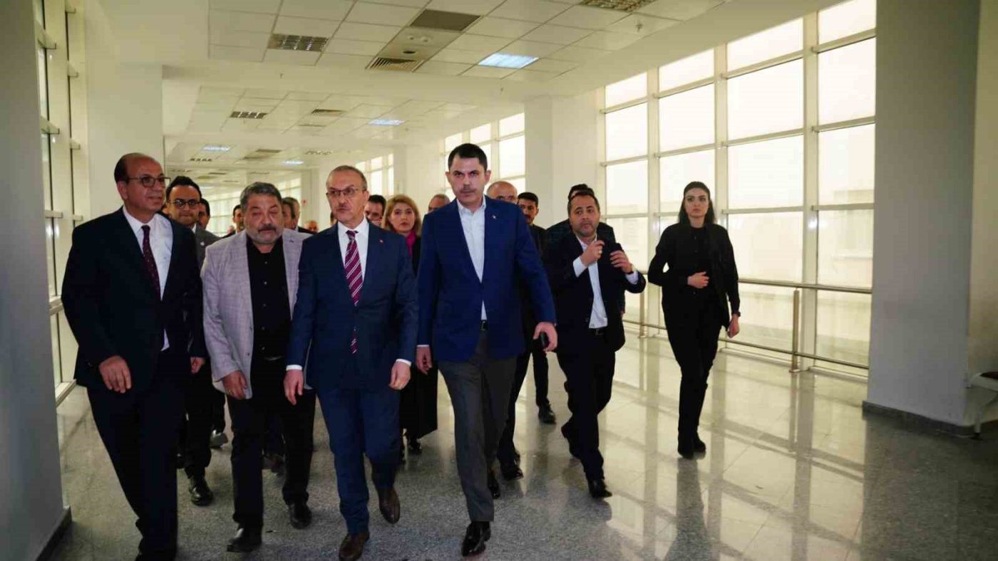 Çevre, Şehircilik ve İklim Değişikliği Bakanı Murat Kurum, çeşitli temaslarda