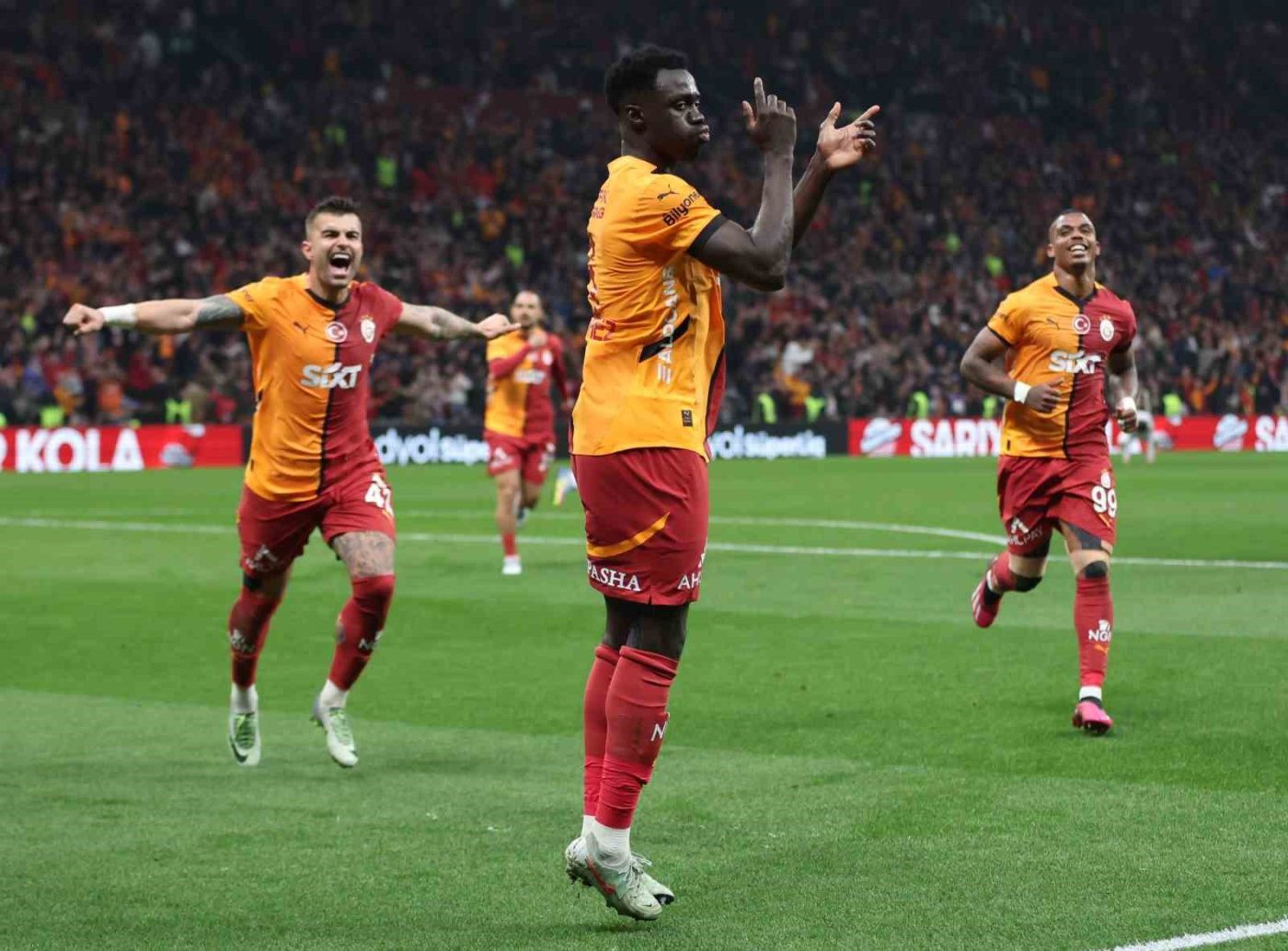 Galatasaray, Trendyol Süper Lig’in ikinci yarısında oynadığı 13 maçta kalesinde