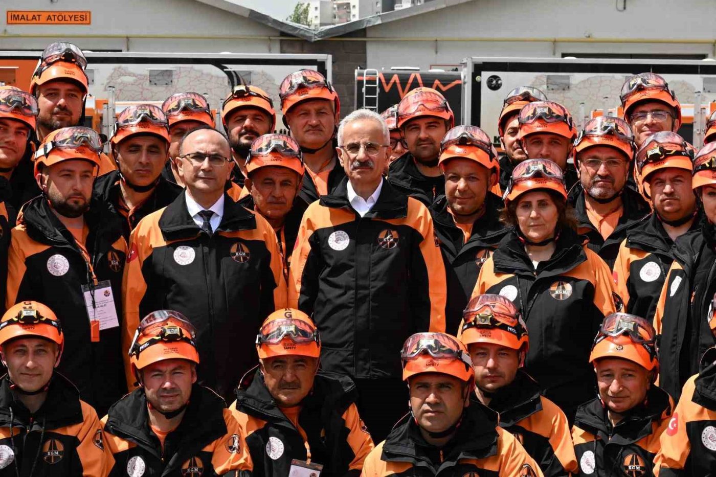 Karayolları Genel Müdürlüğü bünyesinde 459 kişinin görev yapacağı KARAKURT adlı