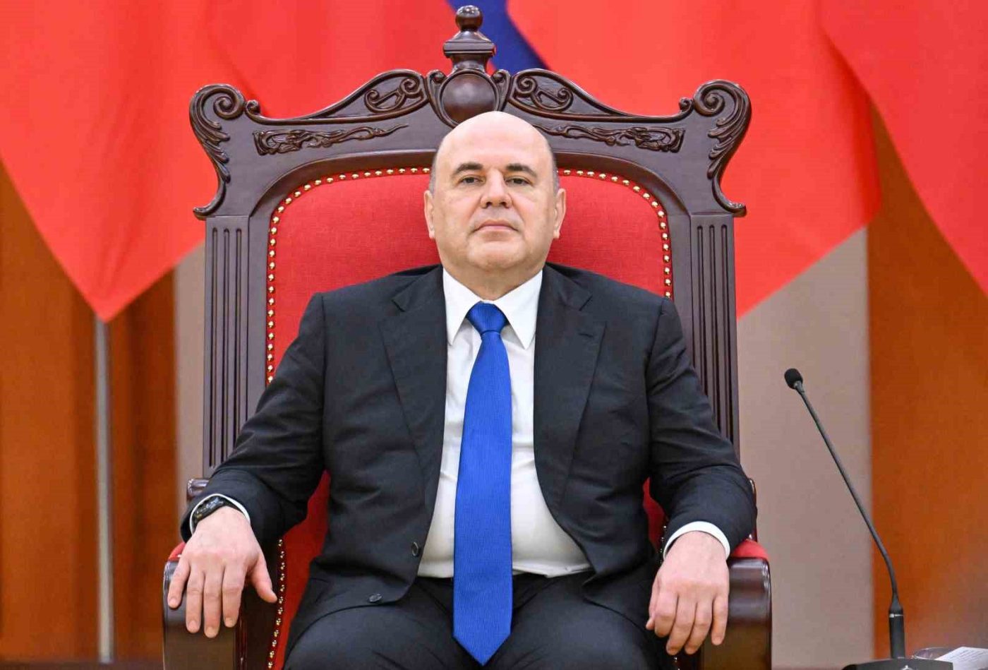 Rusya ve Kuzey Kore arasında Tumen Nehri üzerinde karayolu köprüsünün