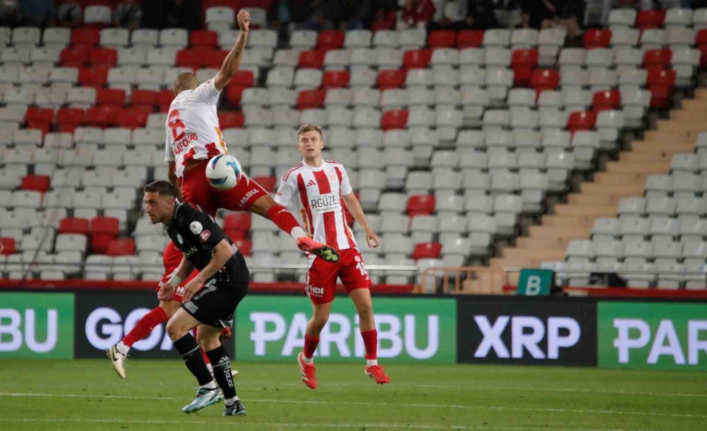 Trendyol Süper Lig’in 34. haftasında Antalyaspor, sahasında Konyaspor’u 1-0 mağlup