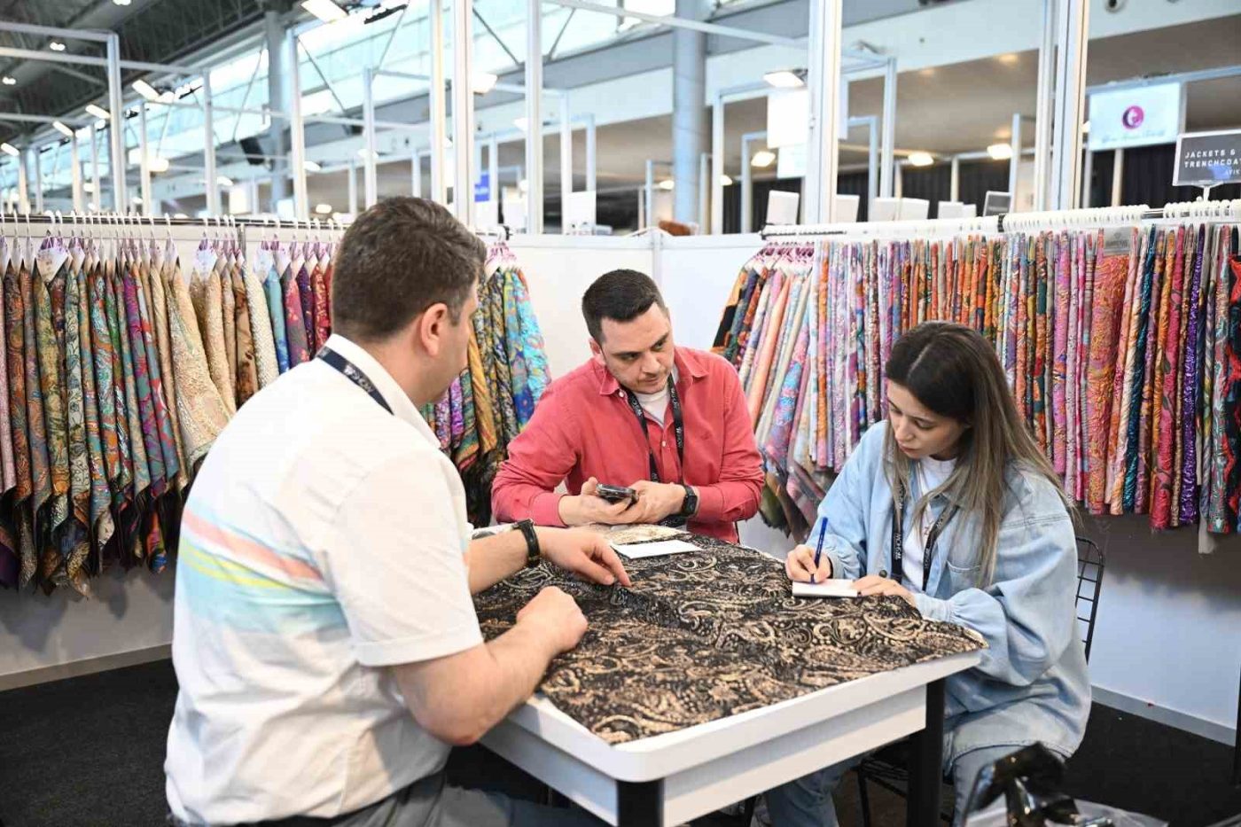 Tekstil sektörünün en önemli buluşmalarından biri olan Turkish Fashion Fabrics