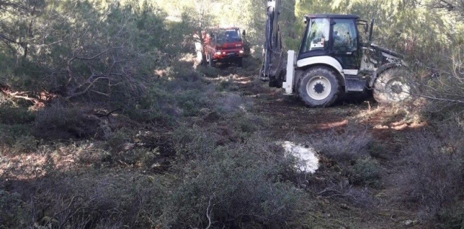 Burhaniye’de avcıların söndürmeden bıraktığı