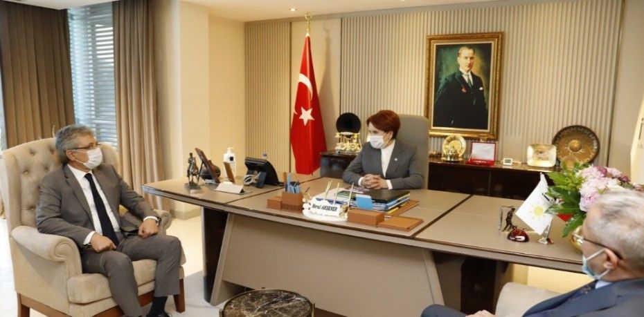 CHP’Lİ BAŞKANDAN, MERAL AKŞENER’E ZİYARET