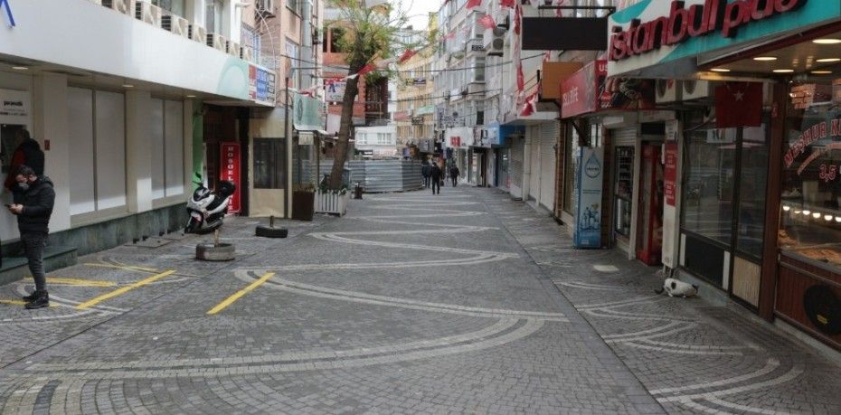 BALIKESİR’DE SOKAKLAR BOŞ KALDI