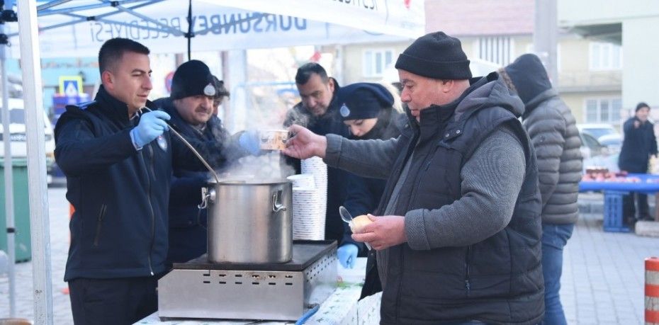 Dursunbey’de zabıta ekipleri Belediye