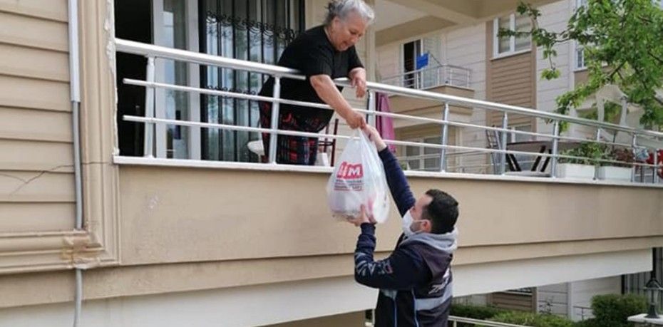 Balıkesir’in Erdek ilçesinde sokağa