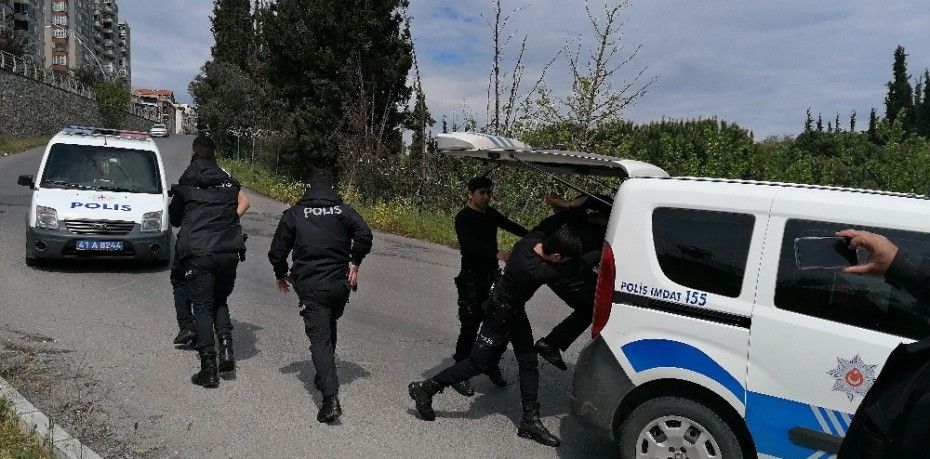 Kocaeli’nin Gebze ilçesinde sokağa