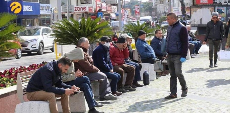 Balıkesir’in Edremit ilçesinde halk