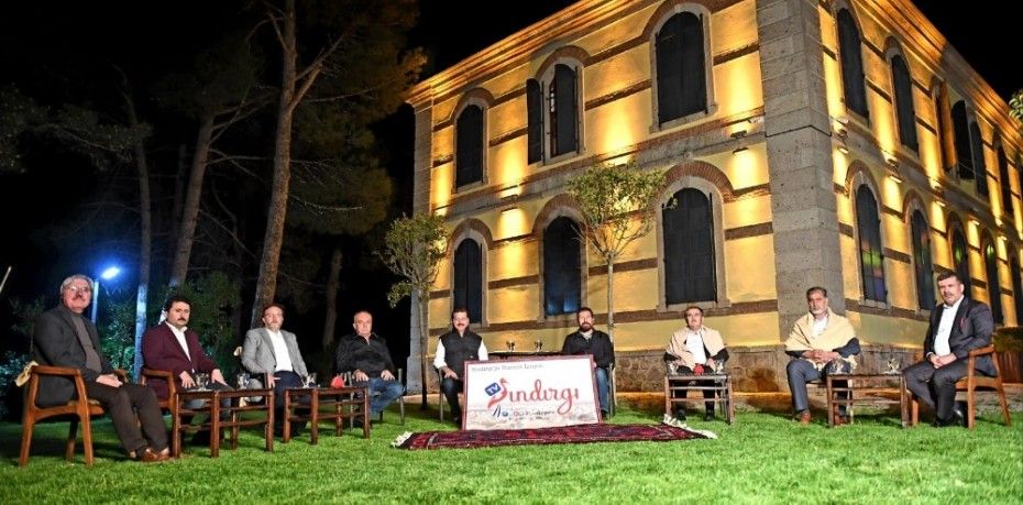 BALIKESİR’İN BELEDİYE BAŞKANLARI SINDIRGI’DA BULUŞTU