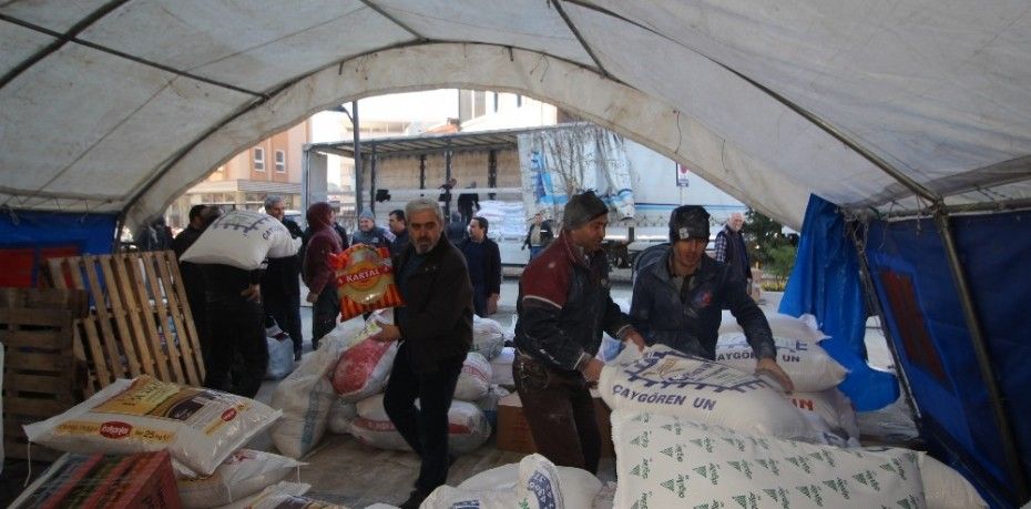 Sındırgı Belediyesi organizasyonunda, İHH,