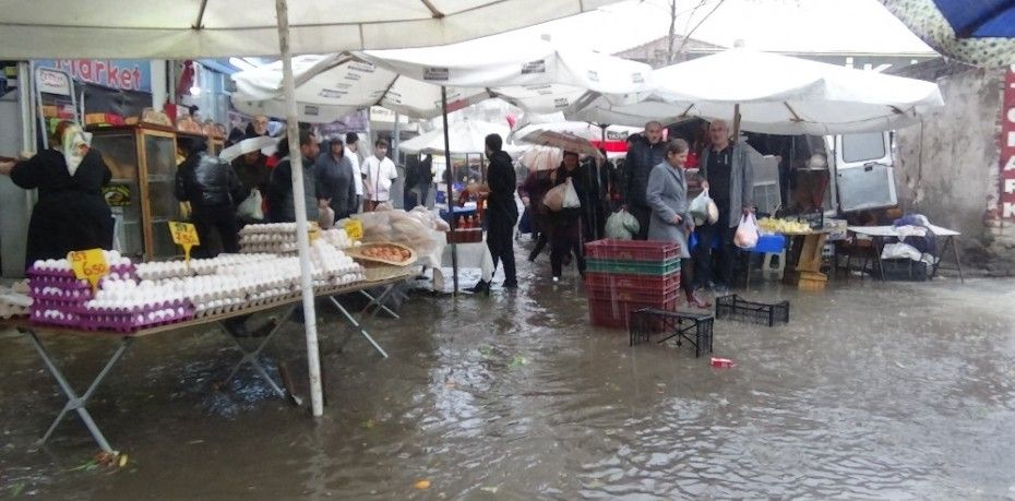 Balıkesir’in Edremit ilçesinde etkili