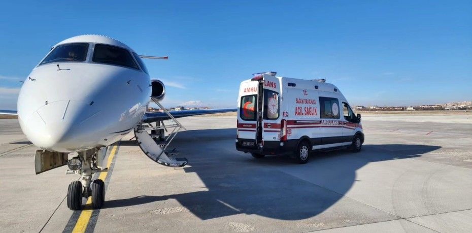 KALP RAHATSIZLIĞI OLAN YENİDOĞAN BEBEK İÇİN UÇAK AMBULANS HAVALANDI