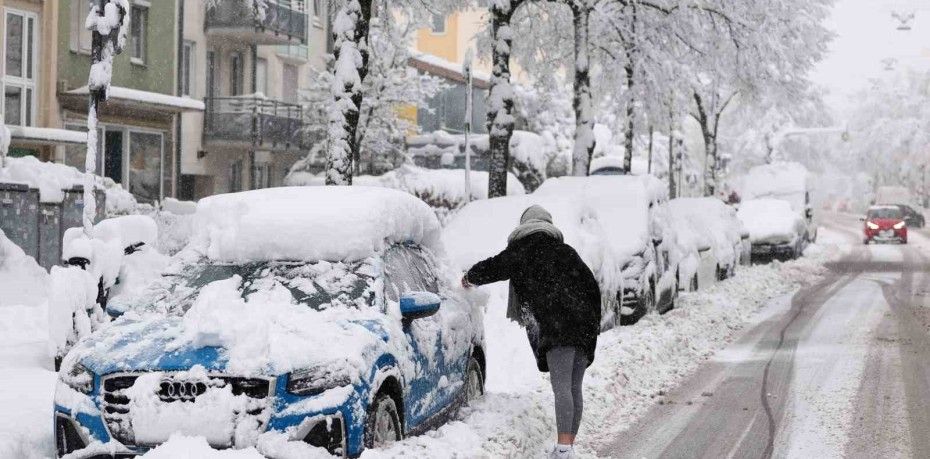 Almanya’da etkili olan şiddetli