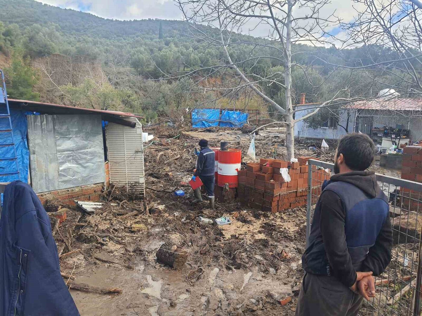 Burhaniye’de selin faturası ağır oldu