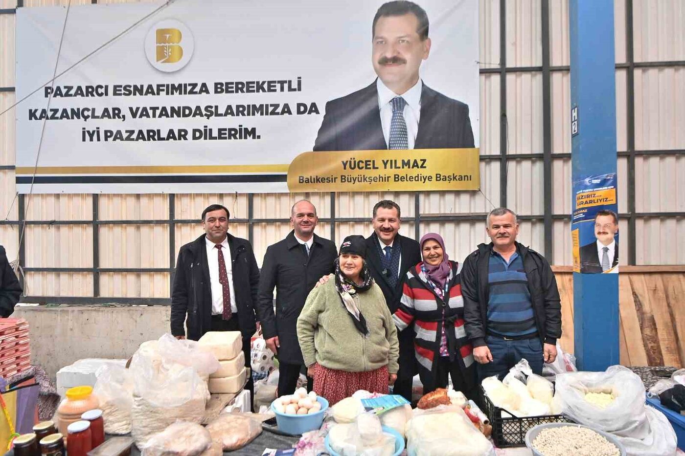 Savaştepede Yücel Yılmaza Sevgi̇ Seli̇