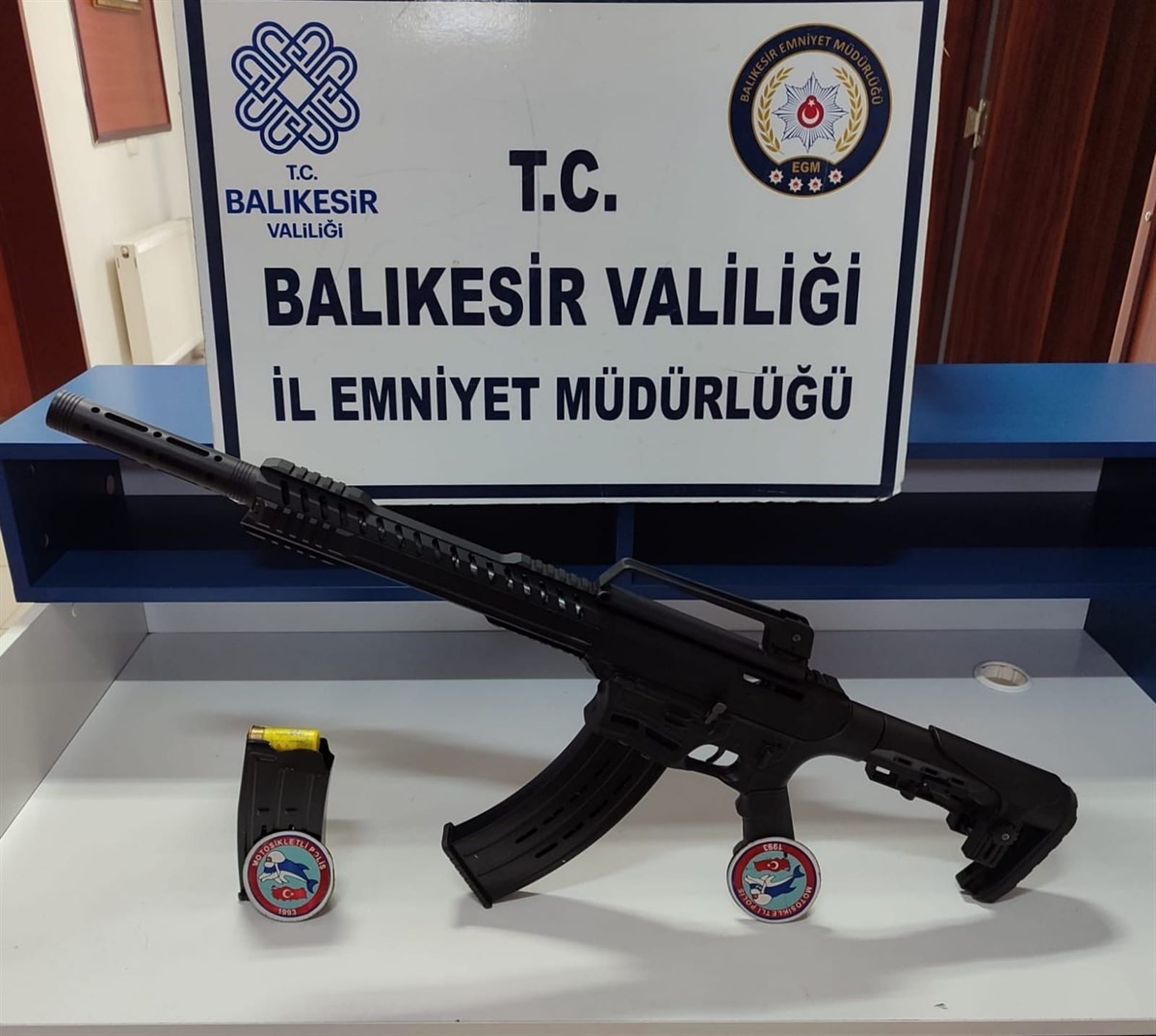 Balıkesir’de 20 aranan şahıs yakalandı