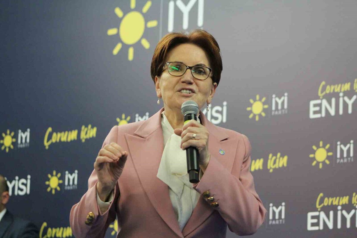 İYİ Parti Genel Başkanı Akşener “Demokrasilerde her şeyi tartışabilirsiniz ama sadece bir şeyi tartışamazsınız.”