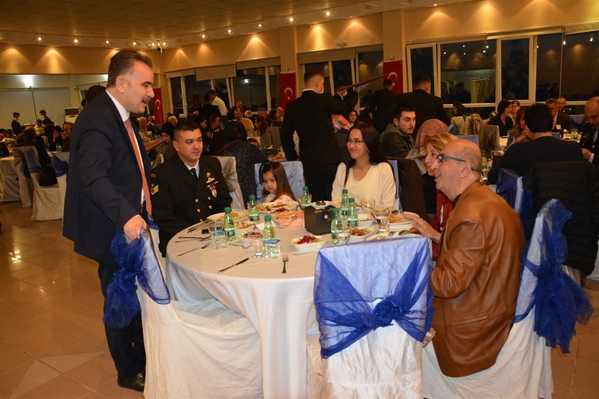 Kaymakam, şehit aileleri ve gazilerle iftar yemeğinde bir araya geldi