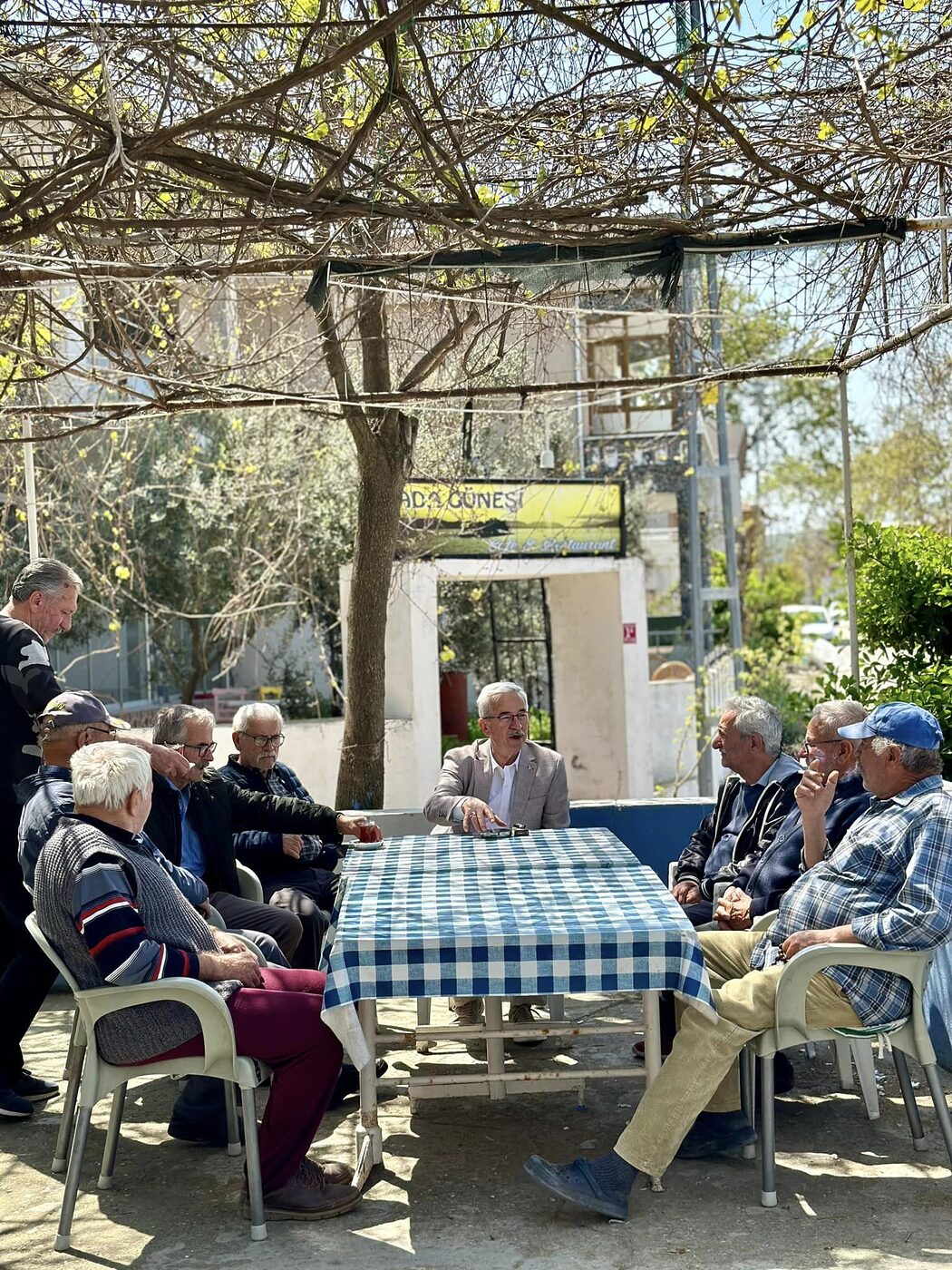 Erdek Belediye Başkanı Burhan