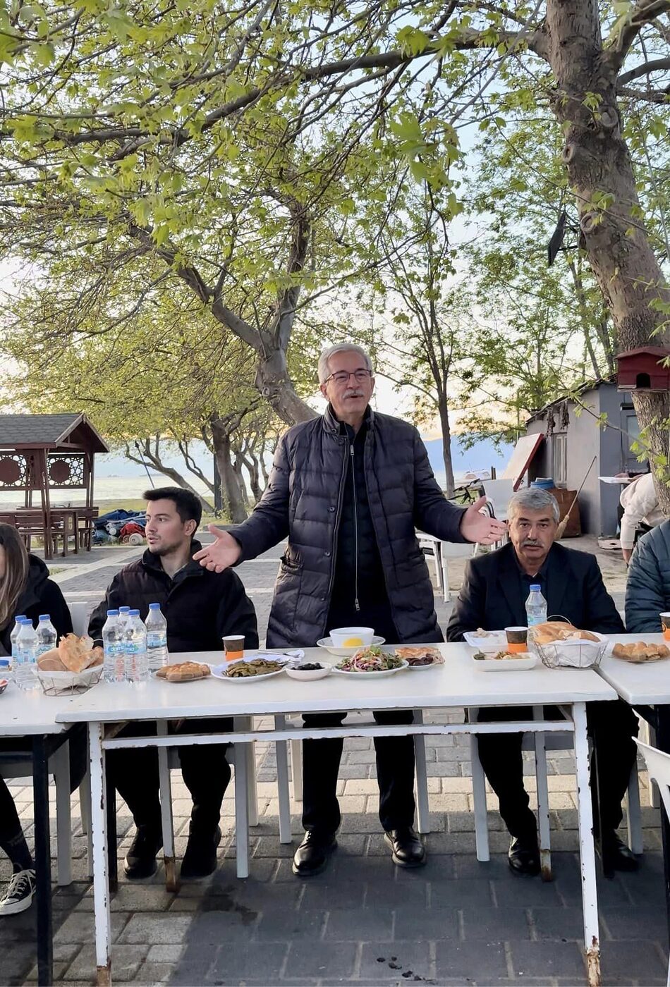 Erdek Belediye Başkanı Burhan