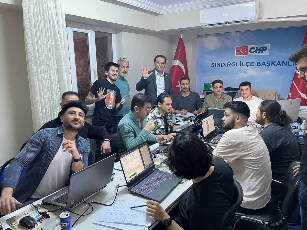 Sındırgı'nın CHP'li yeni Belediye