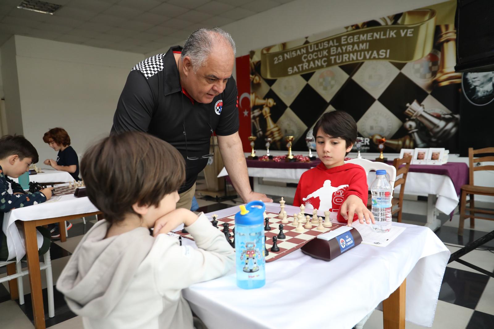 23 Nisan Ulusal Egemenlik ve Çocuk Bayramı kapsamında Ahmet Akın