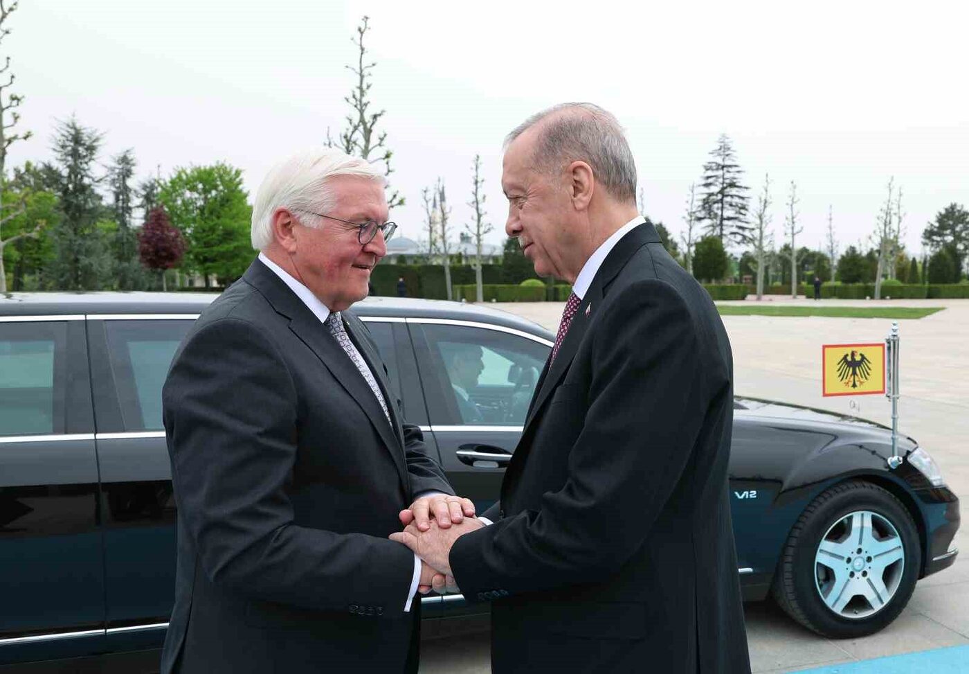 Cumhurbaşkanı Erdoğan, Almanya Cumhurbaşkanı Steinmeier’i resmi törenle karşıladı