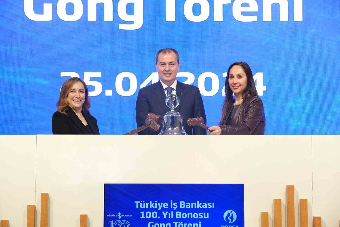 İş Bankası’nın 100. yılına