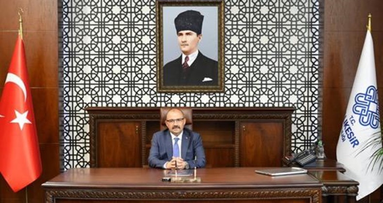 Balıkesir Valisi İsmail Ustaoğlu,