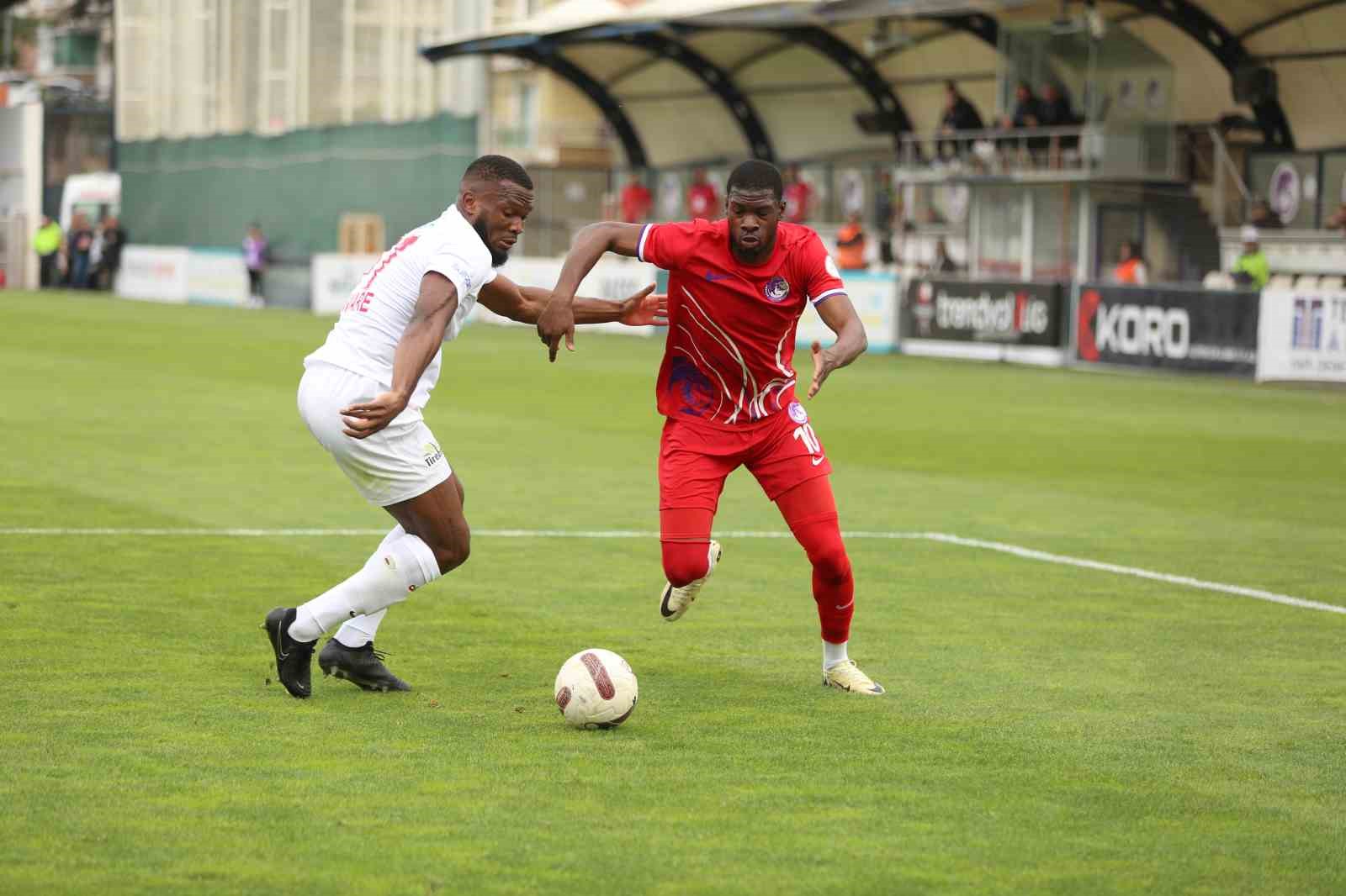 Trendyol 1. Lig: Ankara Keçiörengücü: 4  – Ümraniyespor: 2