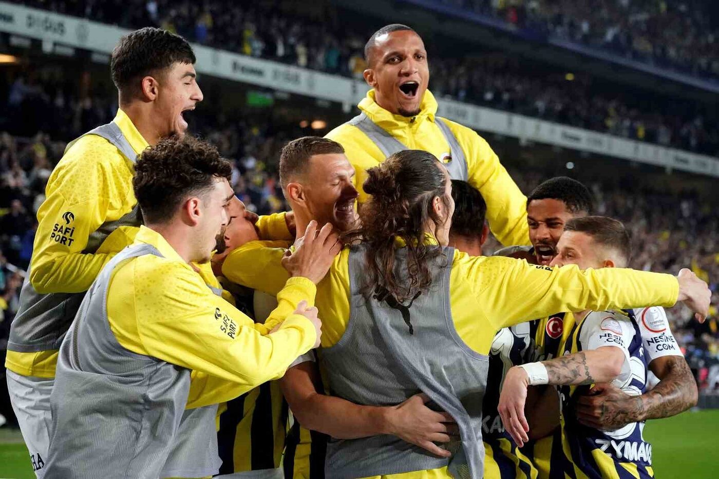 Trendyol Süper Lig: Fenerbahçe: 4 – Adana Demirspor: 2 (Maç sonucu)